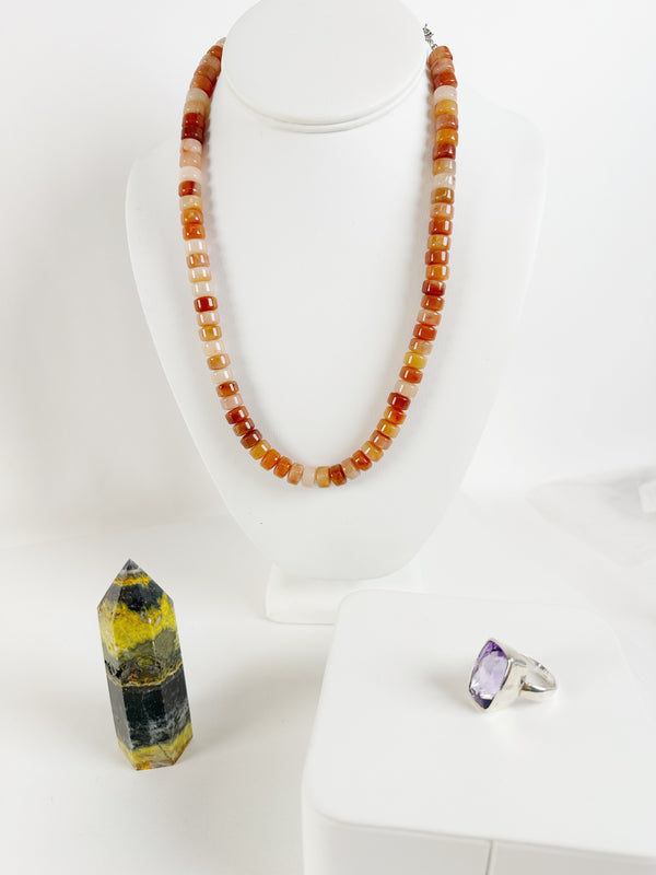 BOX 10 - CARNELIAN NECKLACE 20", BUMBLEBEE JASPER POINTER, FACETED AMETHYST RING SIZE 7