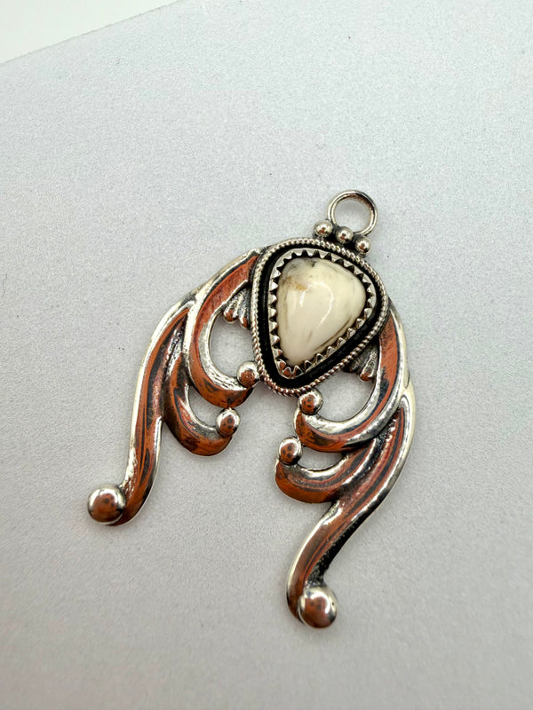 WHITE BUFFALO TURQUOISE CHARM PENDANT BY HESPERA (MW 426)