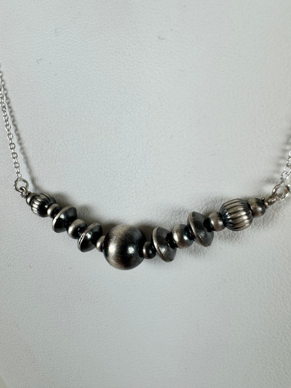 MULTIPEARLS (NAVAJO, SAUCER & FLUTED) NECKLACE 18-20" (LN 11)