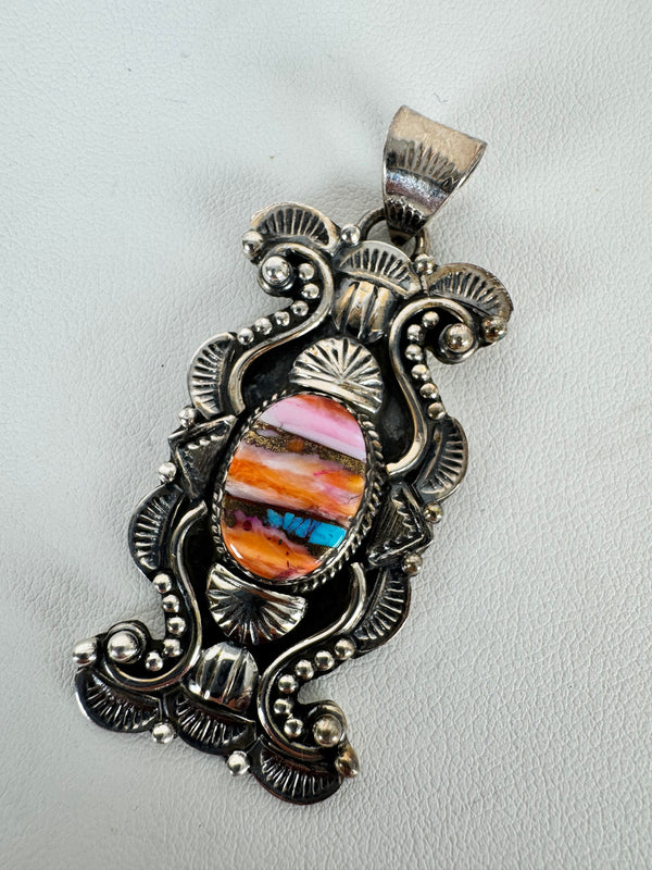 PINK DAHLIA PTW PENDANT 2" (LN 6)