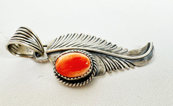 ORANGE SPINY OYSTER STATEMENT FEATHER PENDANT 3" (MW 212)