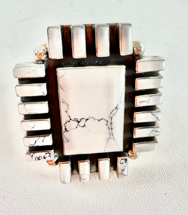 TAXCO SILVER WHITE HOWLITE ADJUSTABLE STATEMENT RING (MW 412)