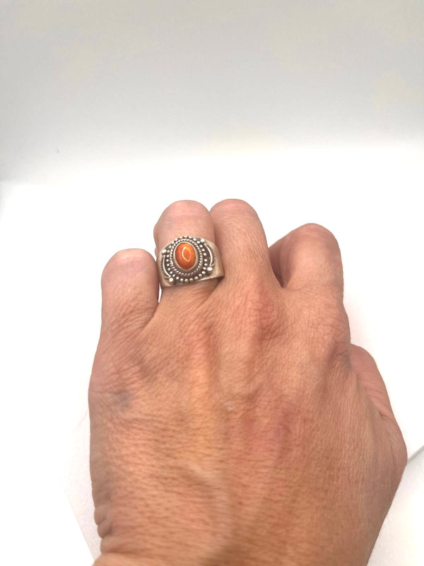 ORANGE SPINY OYSTER STERLING SILVER RING SIZE 8.5" (LR 10)