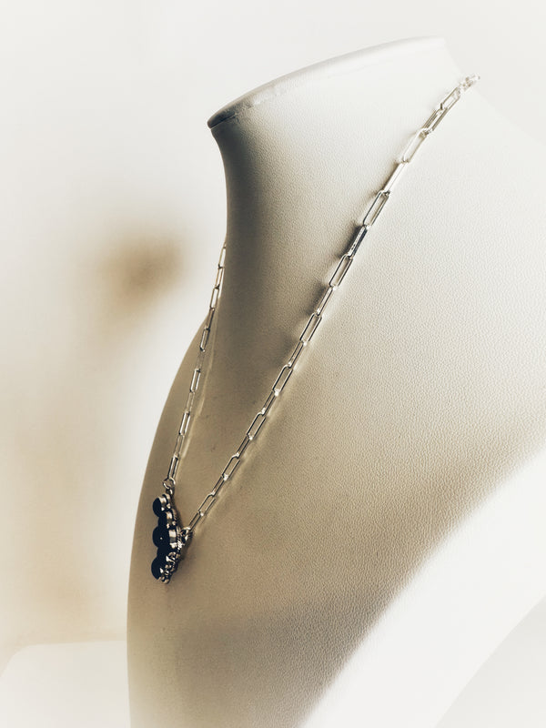 BLACK ONYX MOO MOO PAPERCLIP NECKLACE 20-24" (MW 205)