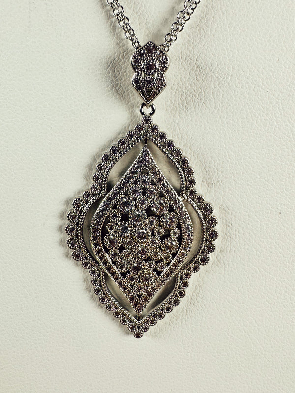 WHITE TOPAZ ALL SILVER HESPERA NECKLACE 24-28" (LF 7)