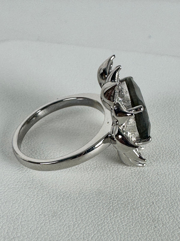 CANADIAN LAB LOTUS FLOWER RING SIZE 8 (MW 342)