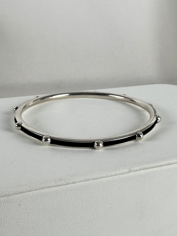 ALL STERLING SILVER STATEMENT BANGLE (MW 305)