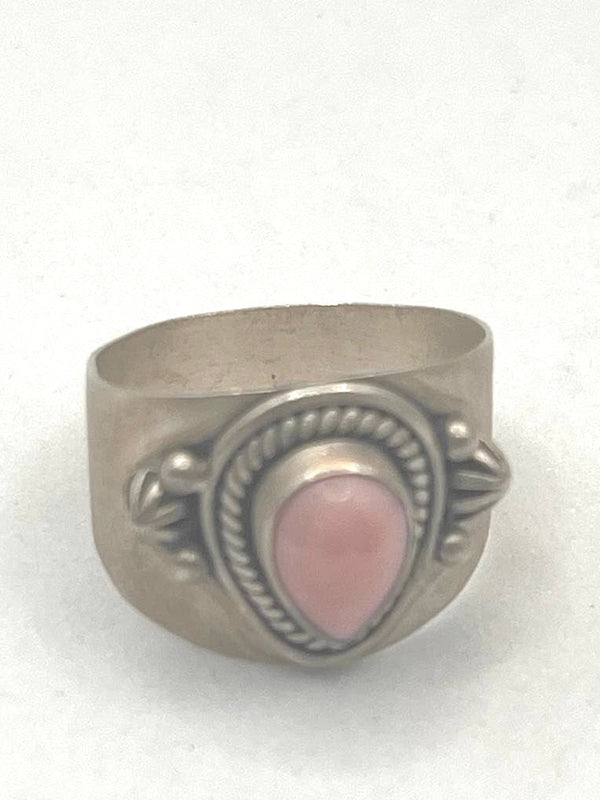 PINK CONCH DROP RING STERLING SILVER SIZE 7.5" (LR 9)