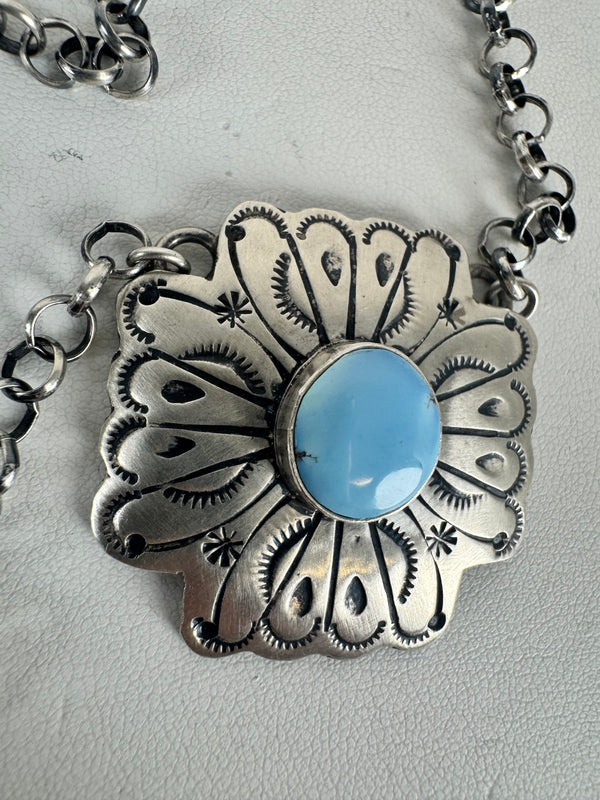 NATIVE HANDMADE MARCELLA JAMES GOLDEN HILLS CONCHO STATEMENT NECKLACE (CO 41)