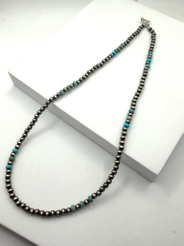 NAVAJO PEARLS NECKLACES (LA 8)
