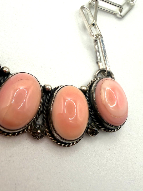 NATIVE HANDMADE PINK CONCH CLUSTER SS PAPERCLIP ADJUSTABLE NECKLACE 18"(TC 12)