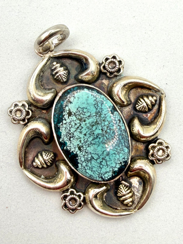 MORENCI TURQUOISE STERLING SILVER PENDANT BY HESPERA (JR 85)