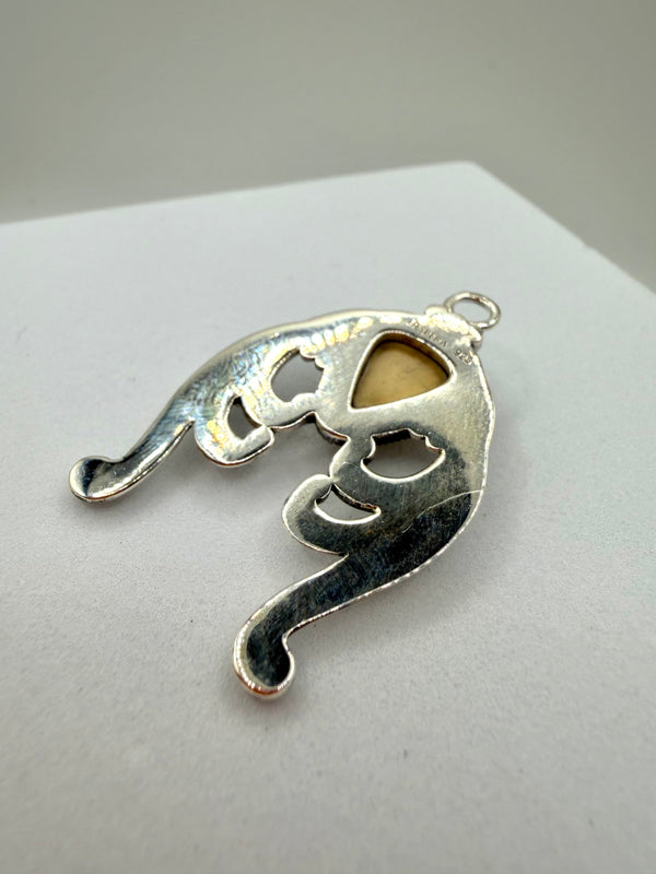WHITE BUFFALO TURQUOISE CHARM PENDANT BY HESPERA (MW 426)