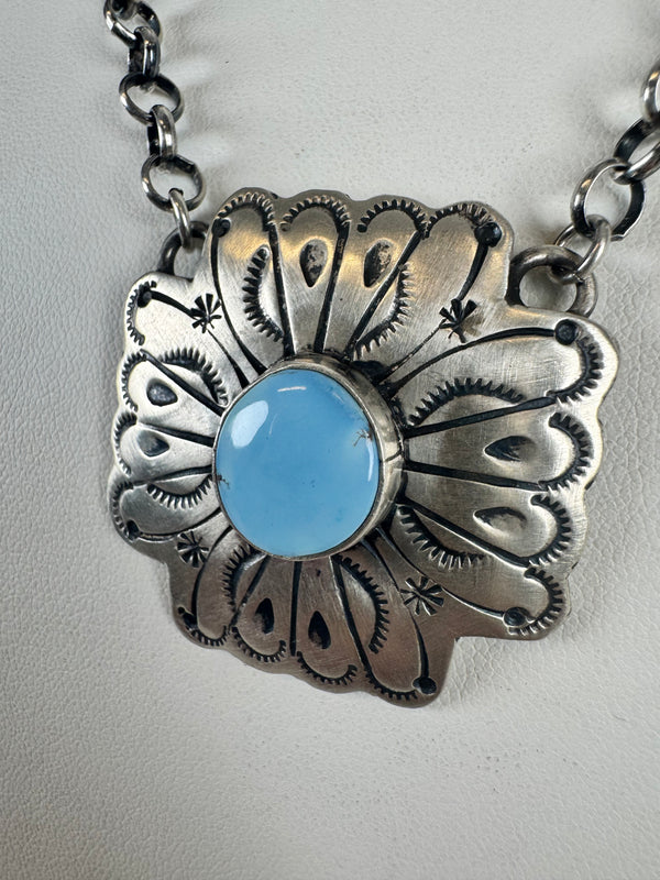 NATIVE HANDMADE MARCELLA JAMES GOLDEN HILLS CONCHO STATEMENT NECKLACE (CO 41)