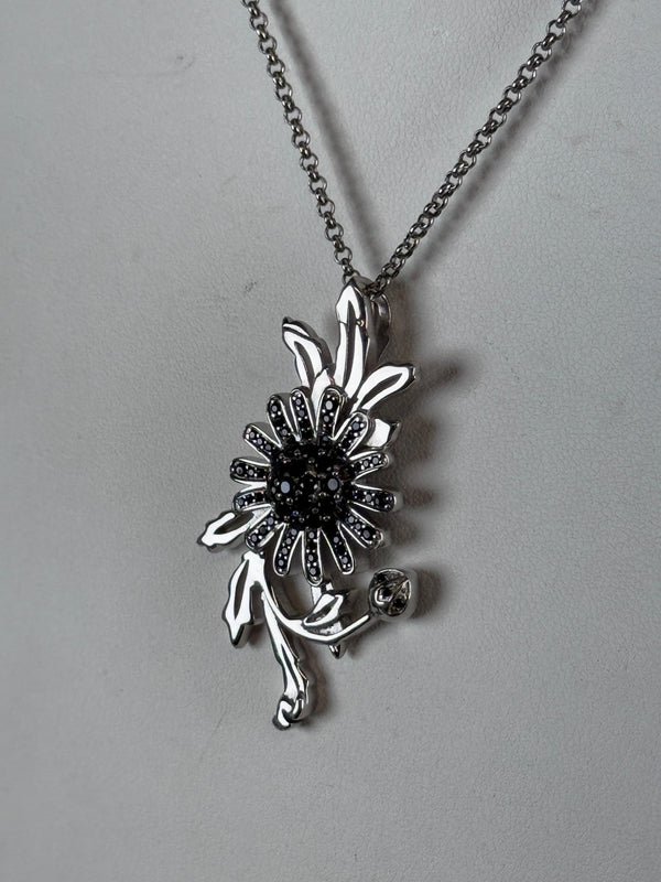 BLACK ONYX FLOWER NECKLACE (MW 300)