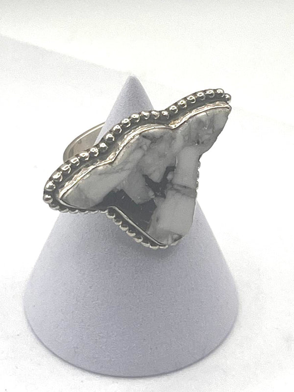 WHITE BUFFALO TURQUOISE & STERLING SILVER MOO MOO ADJUSTABLE RING (LR 5)