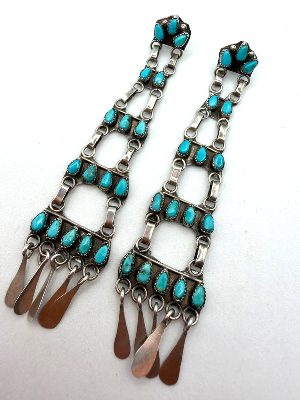 KINGMAN TURQUOISE NEEDLE POINT DANGLE EARRINGS 4" (LB 41)
