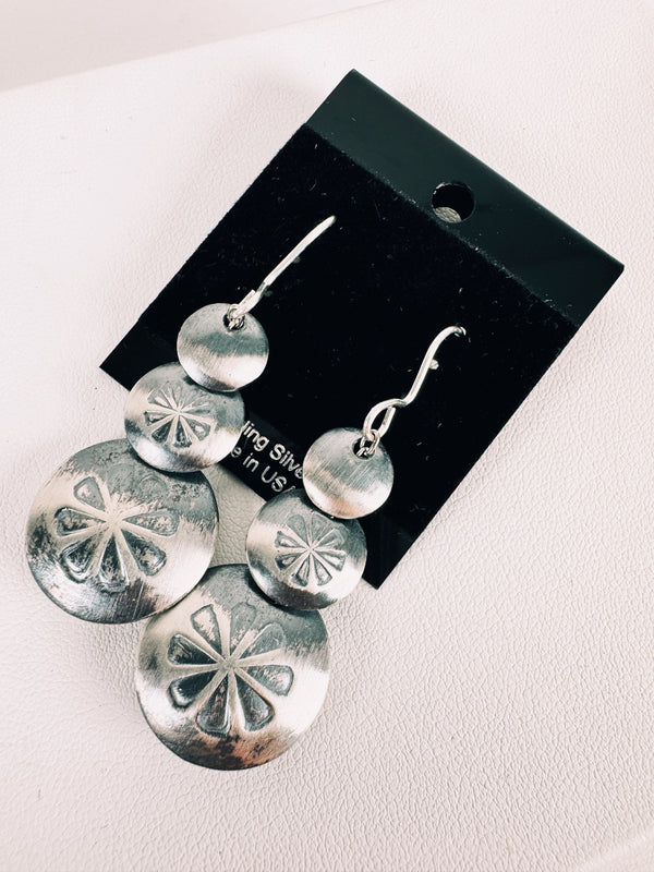 NATIVE HANDMADE MK PEARLS EARRINGS
