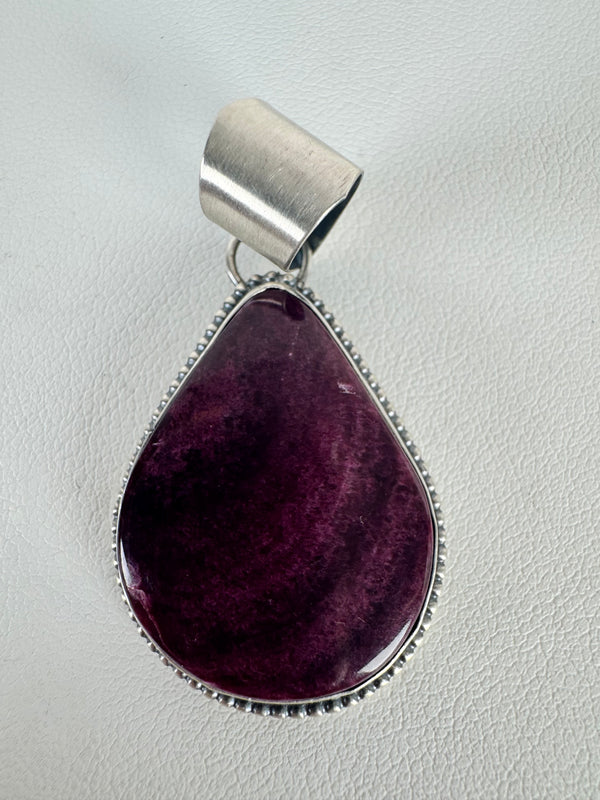 NATIVE HANDMADE PURPLE SPINY DROP PENDANT (CO 63)