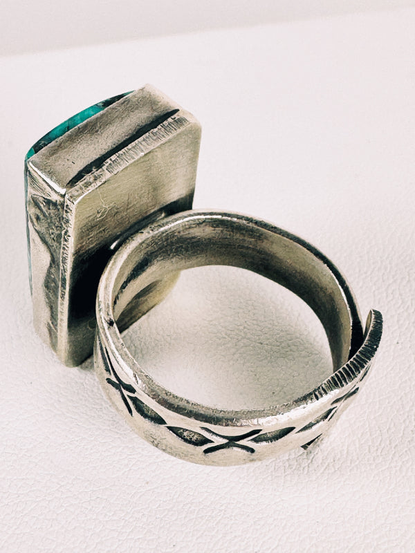 RED MOUNTAIN TURQUOISE BAR ADJUSTABLE RING
