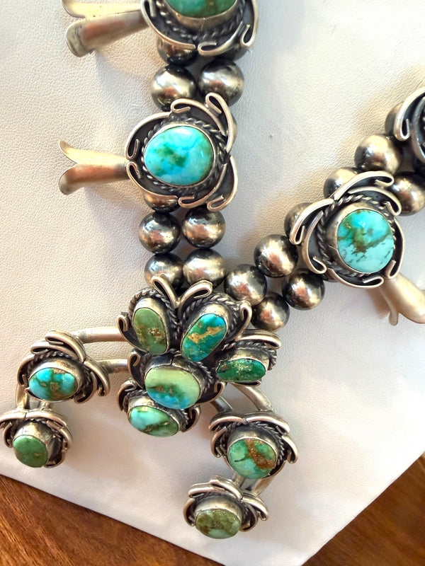 GILBERT NEZ SONORAN GOLD TURQUOISE NATIVE HANDMADE SQUASH BLOSSOM 30" (TC 10)