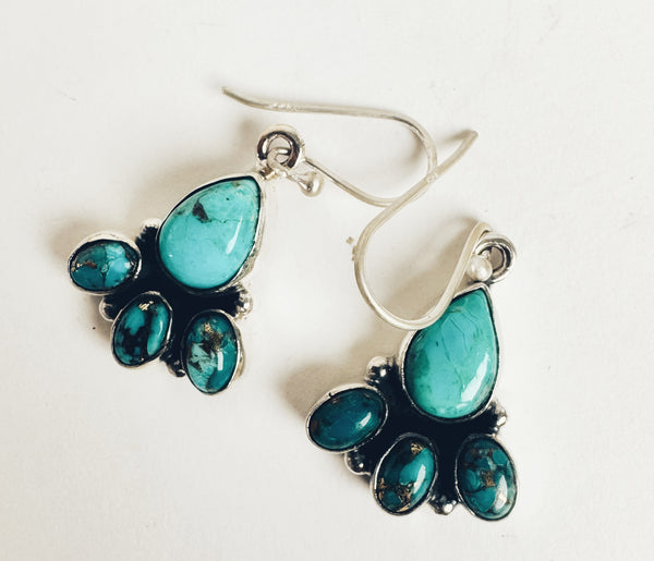 KINGMAN TURQUOISE BEAR CLAW EARRINGS BY PTW
