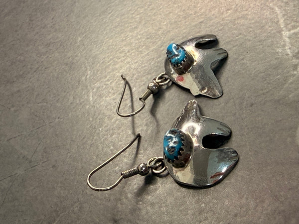 NATIVE HANDMADE LANDER BLUE TURQUOISE ZUNI BEAR FISHHOOK EARRINGS STAMPED MS (LB 22)
