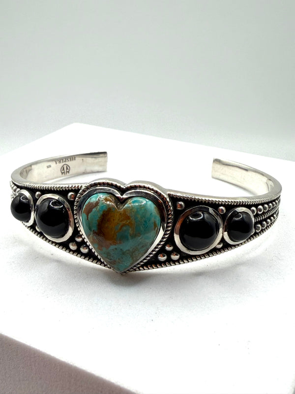 MINE 8 TURQUOISE HEART & BLACK ONYX CUFF (JR 122)