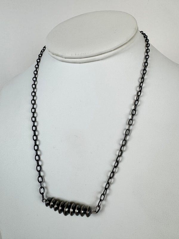 MULTIPEARLS (NAVAJO, SAUCER & FLUTED) NECKLACE 18-20" (LN 11)