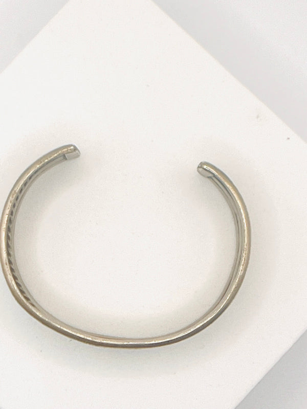 VINTAGE STERLING SILVER STATEMENT CUFF (LB 38)