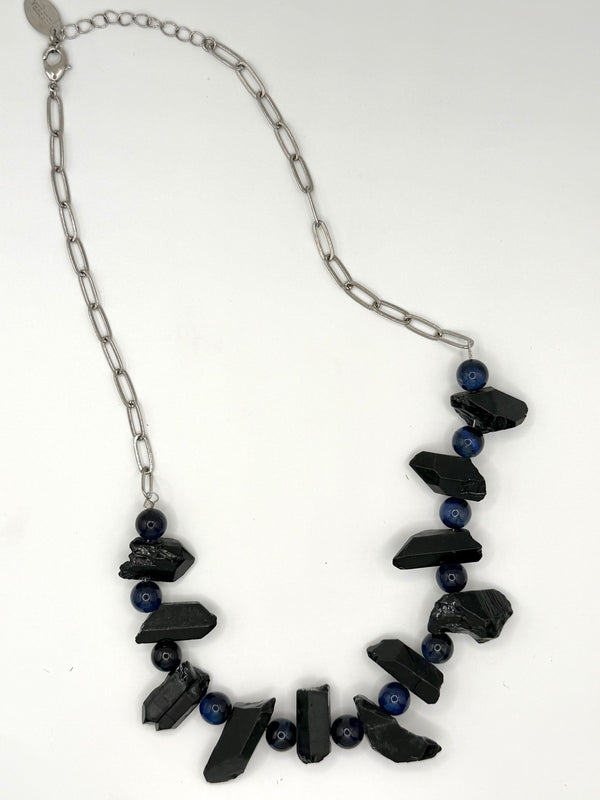 HESPERA BESPOKE BLUE SAPPHIRE PEARLS & OBSIDIAN CHUNKS NECKLACE 14-20" (MW 442)