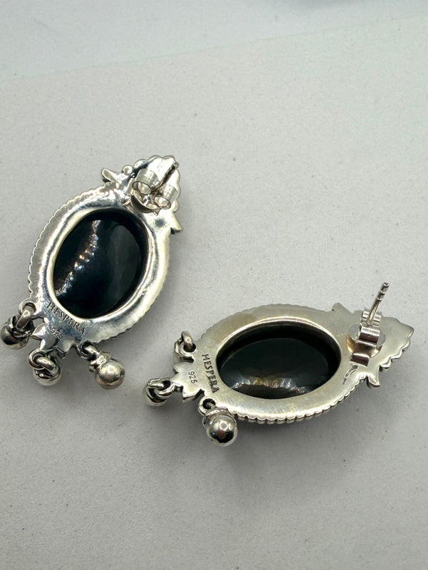 STERLING SILVER OVAL BLACK ONYX POST BACK EARRINGS (JR 110)