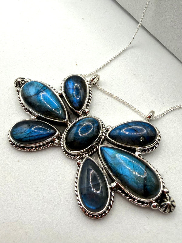 HIGH-FLASH LABRADORITE CLUSTER FLOWER ADJUSTABLE NECKLACE 18-20" (JR 125)