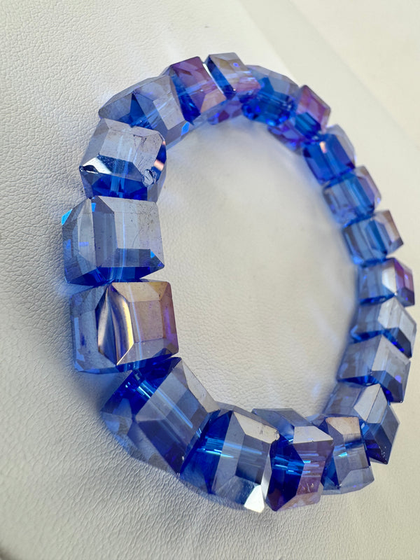 BLUE SWAROVSKI CRYSTALS STRETCH BRACELET (DC 1)