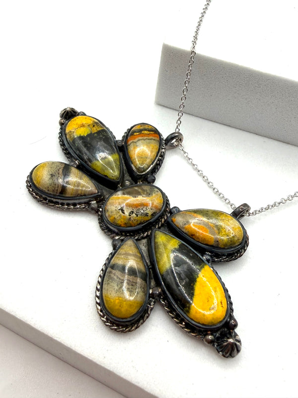 BUMBLEBEE JASPER CLUSTER FLOWER SS ADJUSTABLE NECKLACE 16-18" (JR 124)