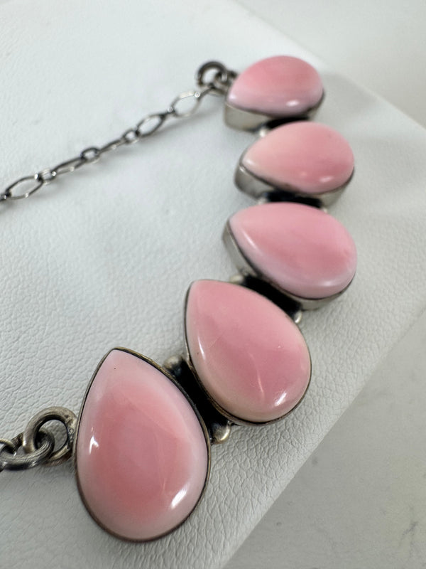 PINK CONCH CLUSTER BAR NECKLACE ADJUSTABLE UP TO 20" (DC 2)