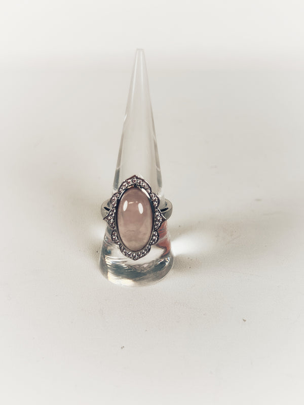 ROSE QUARTZ & WHITE TOPAZ RING SIZE 9 (AW18)