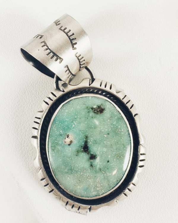 NAVAJO HANDMADE CRIPPLE CREEK TURQUOISE PENDANT BY JASON OGG