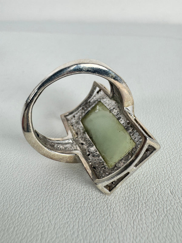 MILKY QUARTZ BAR RING SIZE 7 (MW 343)