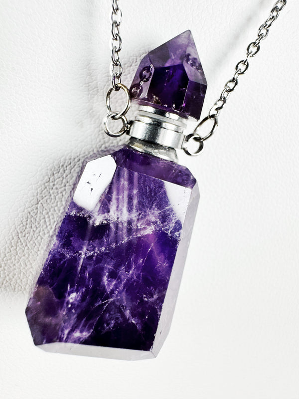 (MARKDOWN ALERT‼️) BRAZILIAN AMETHYST AMULET NECKLACE ADJUSTABLE (31") (MW71)
