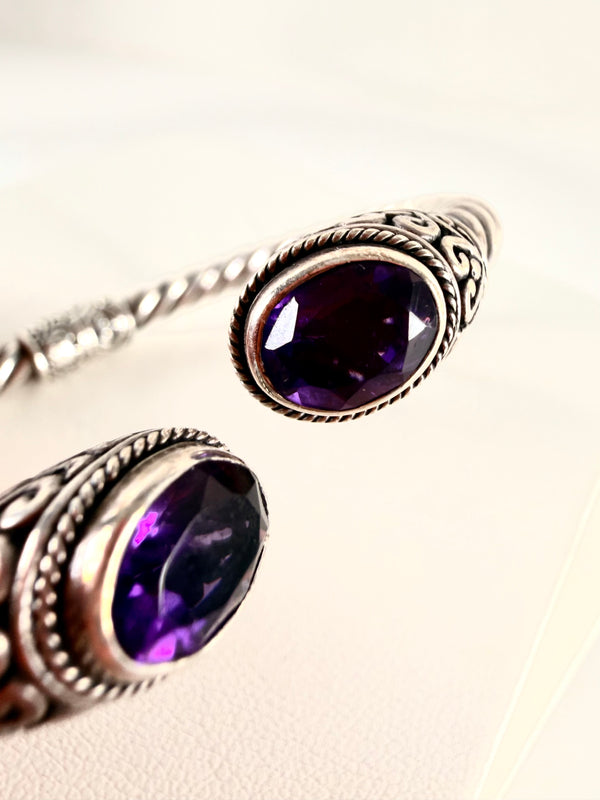 BALINESE STERLING SILVER FACETED AMETHYST LATCHING BANGLE (RB 15)
