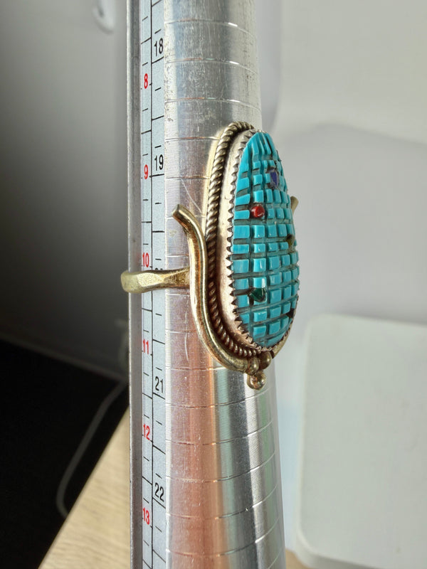 ZUNI HANDMADE KINGMAN MULTISTONES INLAY EAR OF CORN RING SIZE 10 (LN 35)