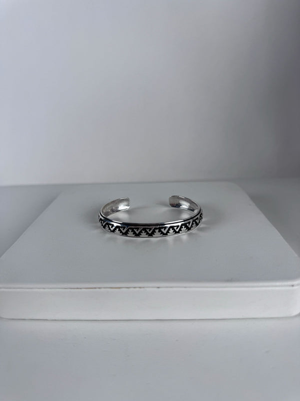 RICHARD SINGER NAVAJO ALL SILVER CUFF (MW 283)