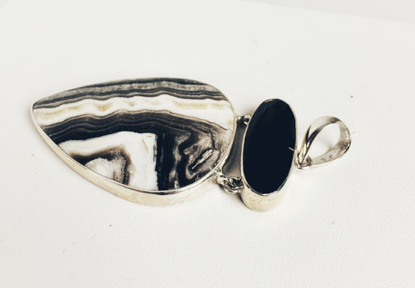 MEXICAN ONYX & FACETED SMOKE QUARTZ PENDANT (MW 190)