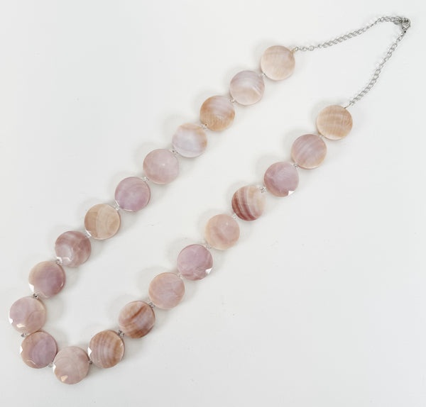 (MARKDOWN ALERT‼️) FACETED PINK MOTHER OF PEARL PEARLS NECKLACE 20-24" (MW99)