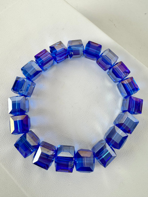 BLUE SWAROVSKI CRYSTALS STRETCH BRACELET (DC 1)