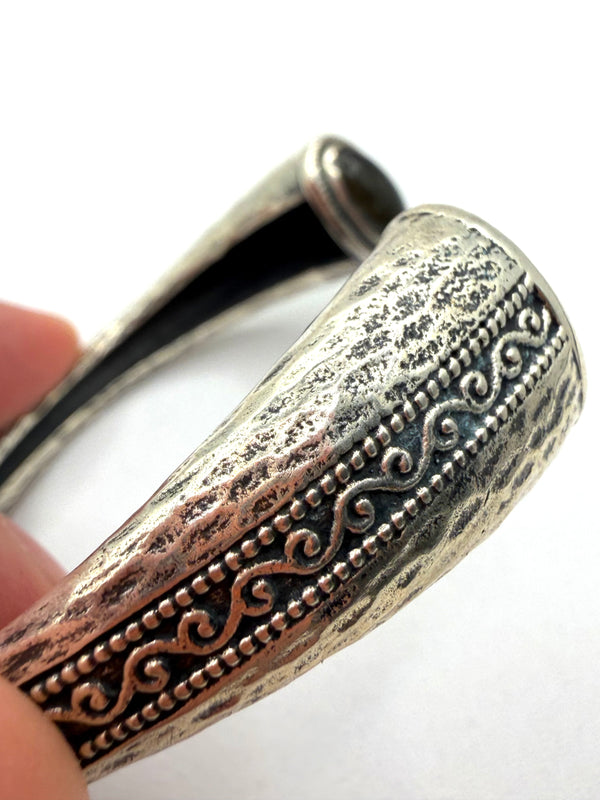 VINTAGE STERLING SILVER LABRADORITE CUFFS (JR 113)