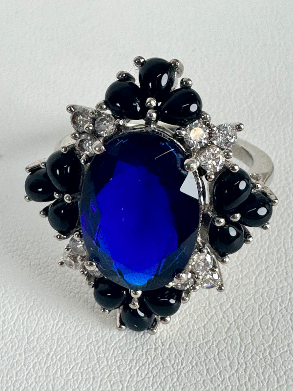 BLACK ONYX & CUT SAPPHIRE HESPERA O.G. RING SIZE 8 (MW 321)