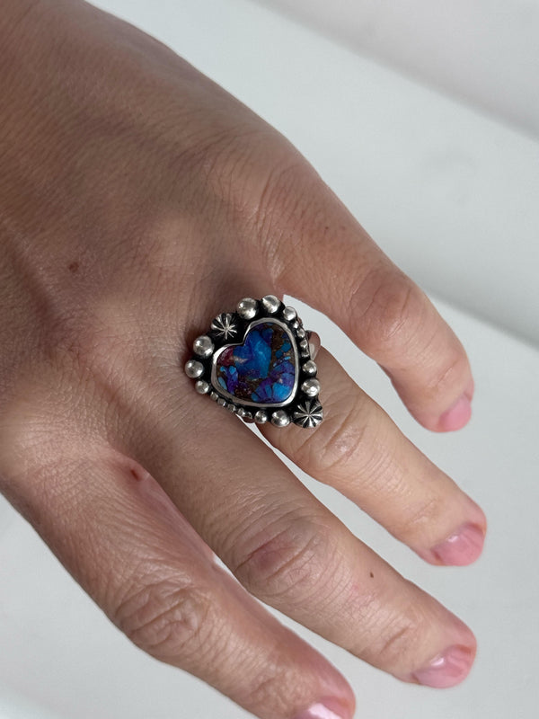 NATIVE HANDMADE PURPLE DAHLIA HEART RING SIZE 6 BY JASON OGG (RB 77)