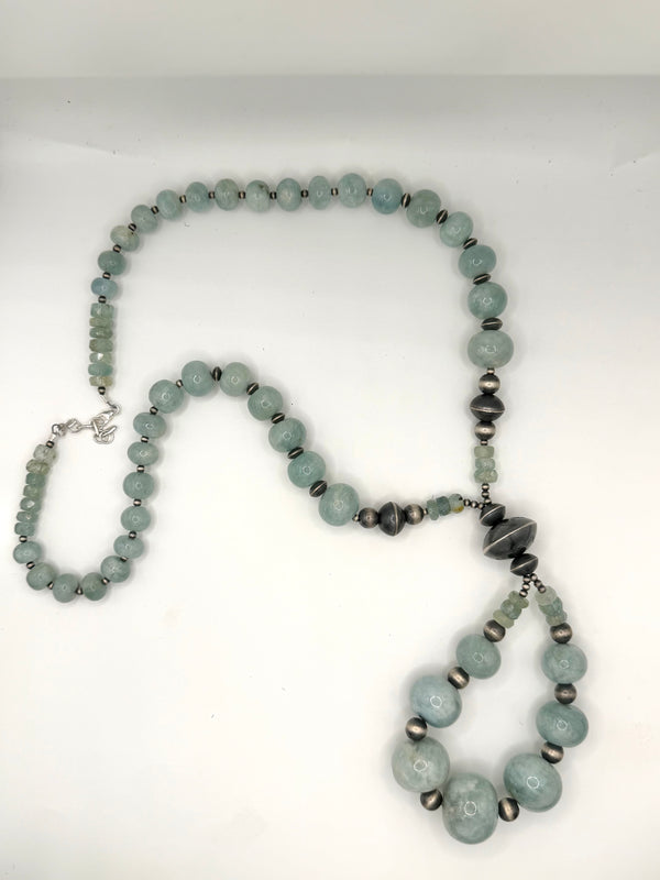 AQUAMARINE & NAVAJO PEARLS STATEMENT JOCLA 23-25" // DROP 7" (MW 440)